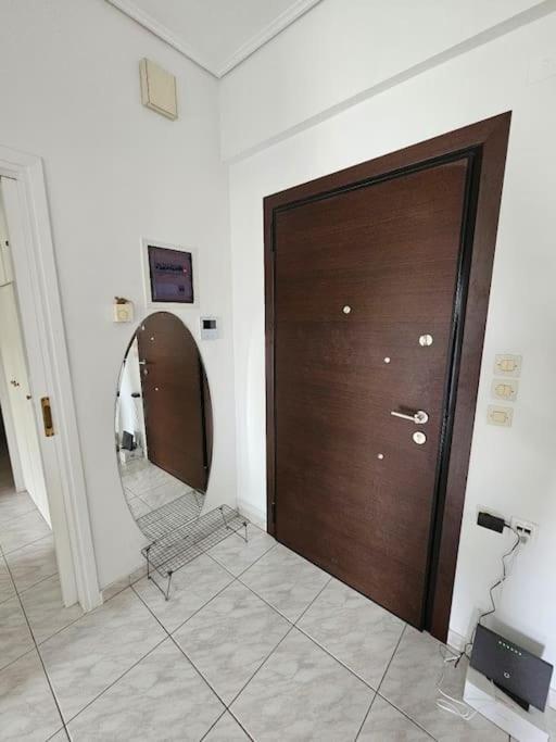 Seaside Apartment - Charlie'S House Chalkís Dış mekan fotoğraf